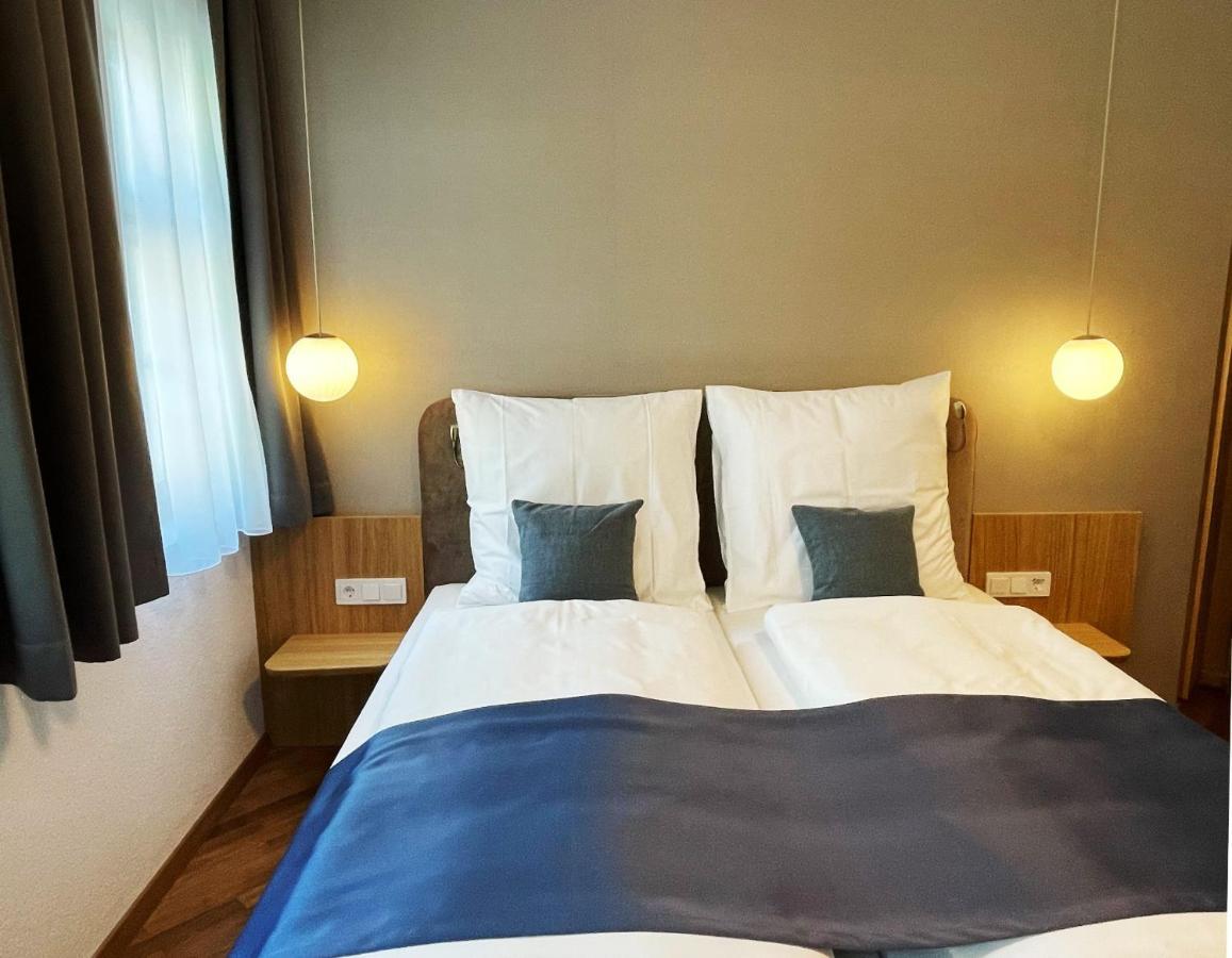 Hotel Wilder Mann 미르스부르크 외부 사진
